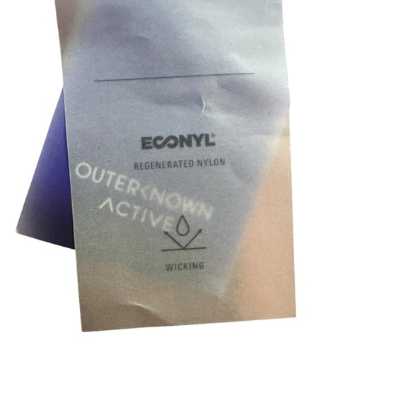 NWT Outdoor Voices Grey leggings Back Pocket wicking material w/ leg venting Lg - Picture 12 of 13